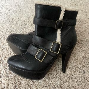 Low boots, never worn!